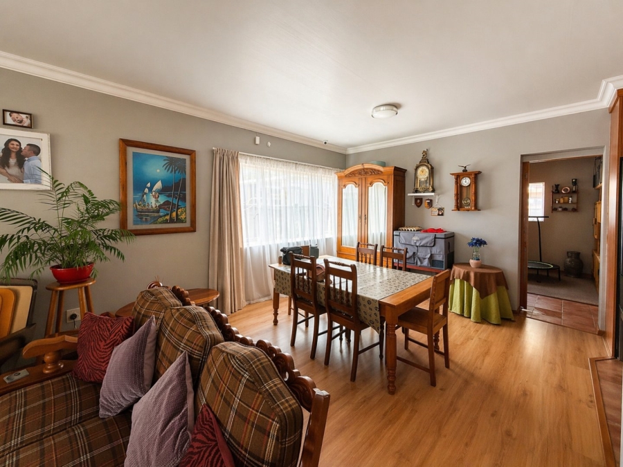 3 Bedroom Property for Sale in Langenhovenpark Free State